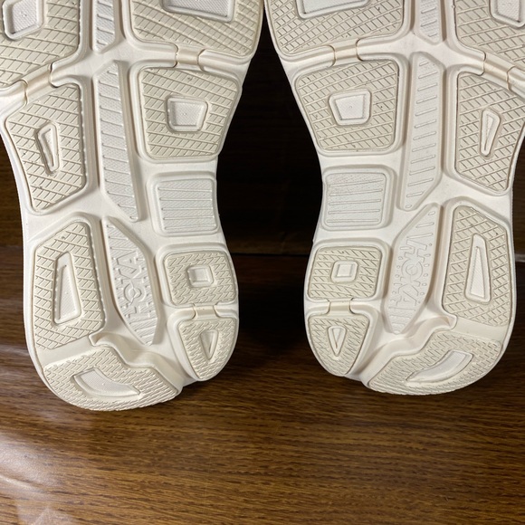 Hoka Bondi 9 women’s shoe size 7 - Picture 12 of 13